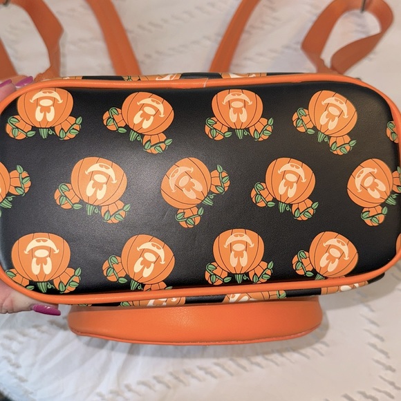 EUC Loungefly Disney Mickey-O-Lantern Mini Backpack Glow In Dark Faux Leather - Picture 6 of 8